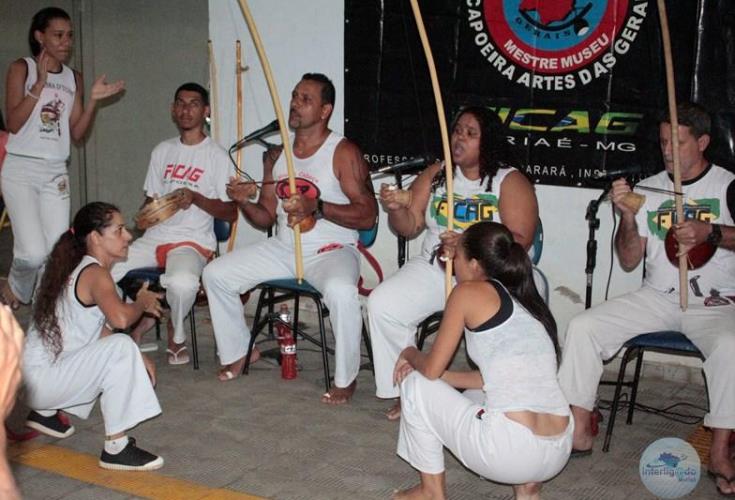 Aulão de capoeira pelo Dia Internacional da Mulher