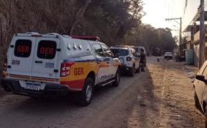 Dupla é presa com 890 pinos de cocaína 