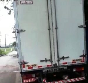 Rio/Magé: caminhão de Muriaé é localizado após furto