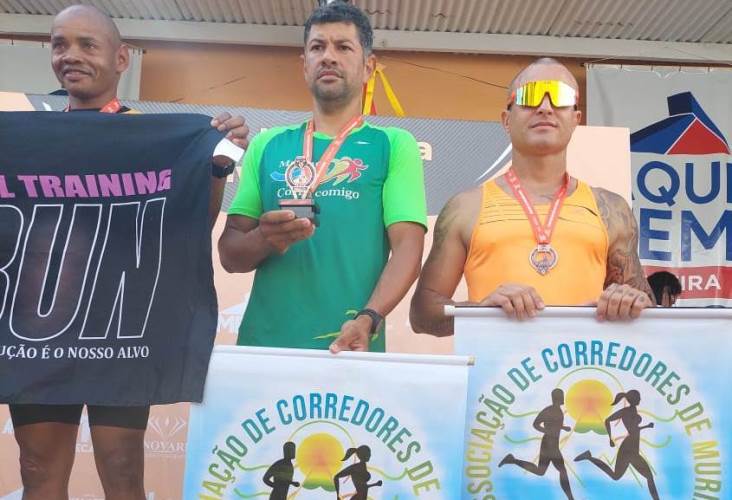 Atletas de Muriaé participam de Meia Maratona