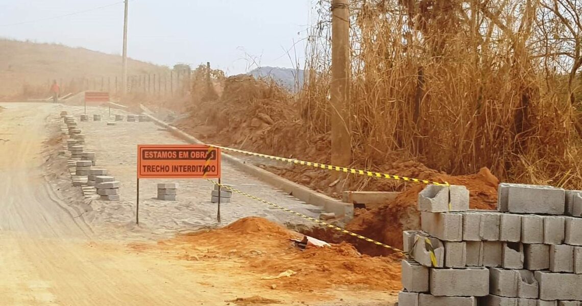 Calçamento da Estrada Muriaé-Gameleira