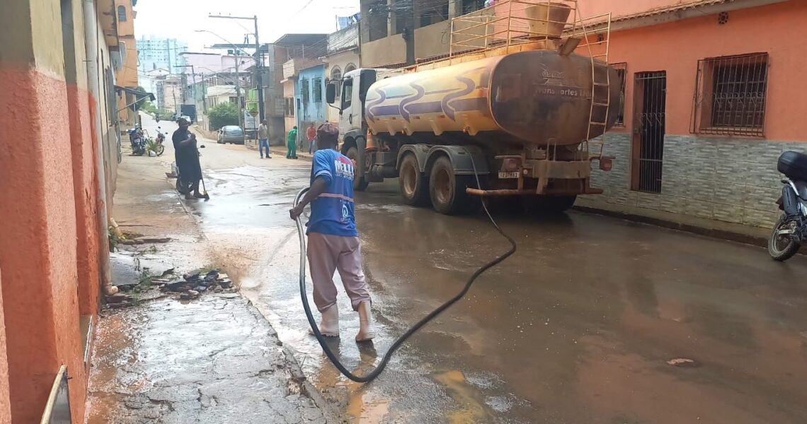 Ruas já estão sendo limpas pelo Demsur