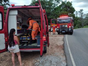 Motoqueiro fica ferido em acidente na MG265