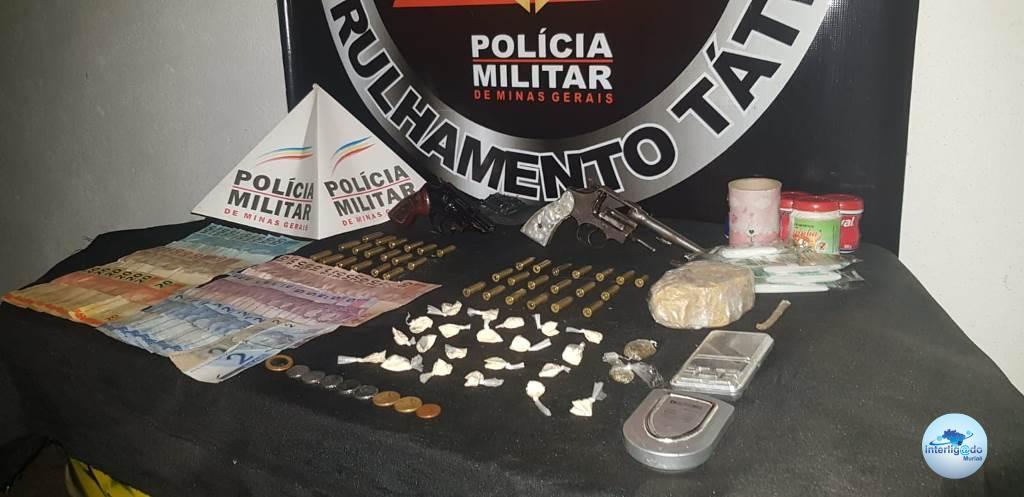 Suspeitos, drogas e armas são apreendidos pela PM