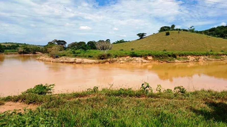 Corpo de pescador é encontrado no Rio Pomba