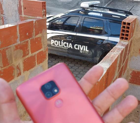 Polícia Civil recupera mais um celular furtado