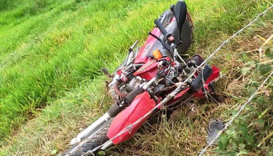 Homem morre em acidente com moto