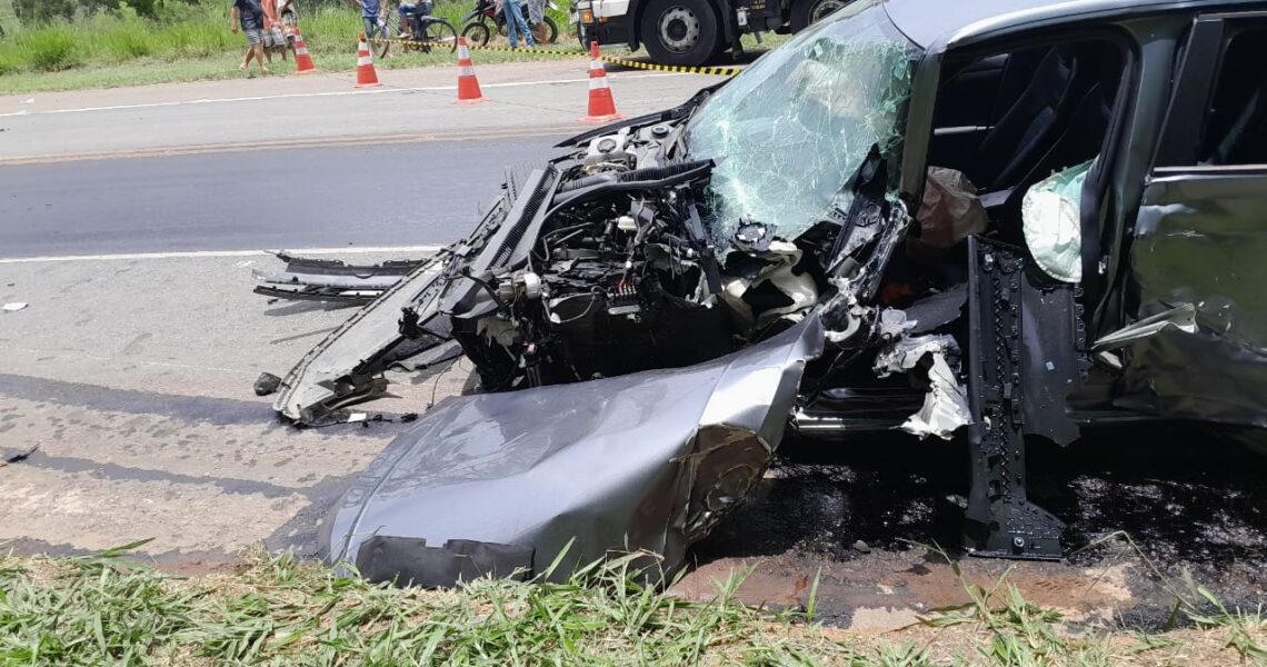 Grave acidente deixa feridos na BR 116