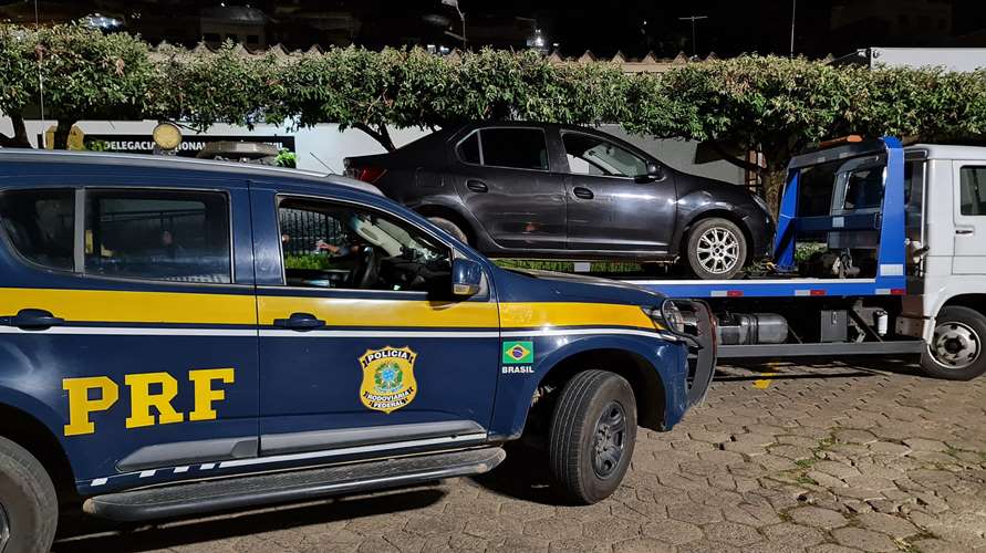 Veículo clonado é recuperado pela PRF