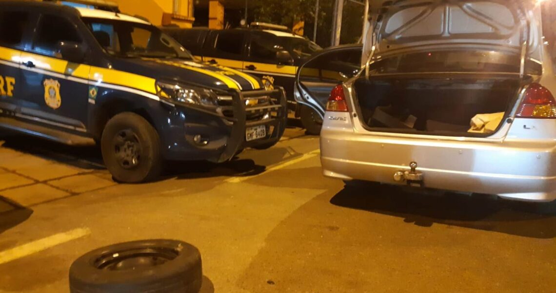 Casal é preso com cocaína escondida em pneu