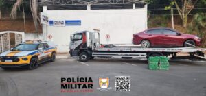 Polícia Militar Rodoviária apreende veículo com droga