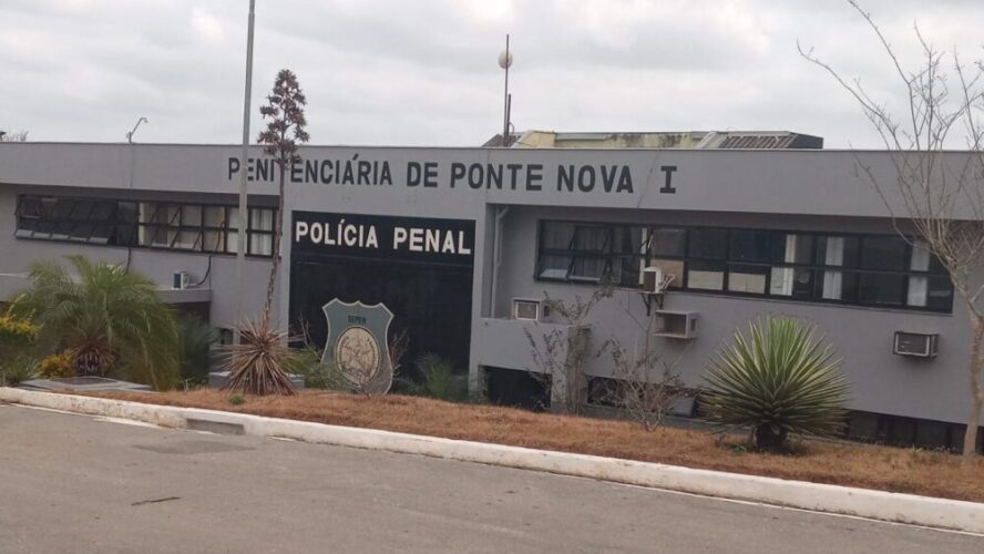 Sete detentos fogem de penitenciária