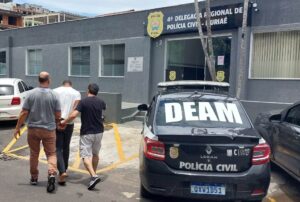 Policia Civil prende homem que esfaqueou a esposa