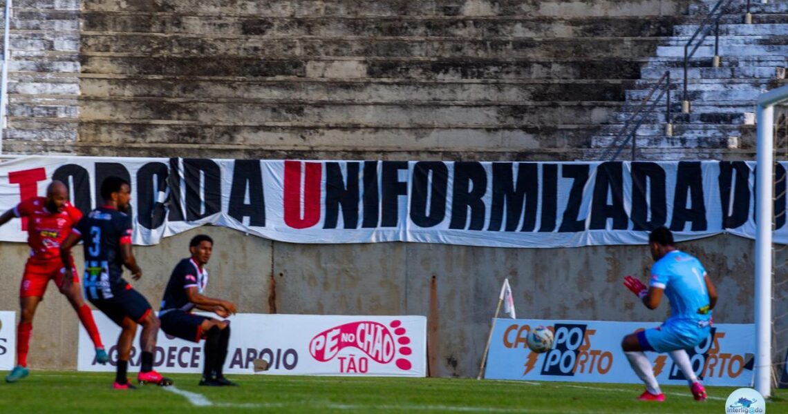 NAC estreia com derrota